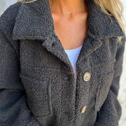 Catalina -  Kurze Wolljacke mit Revers